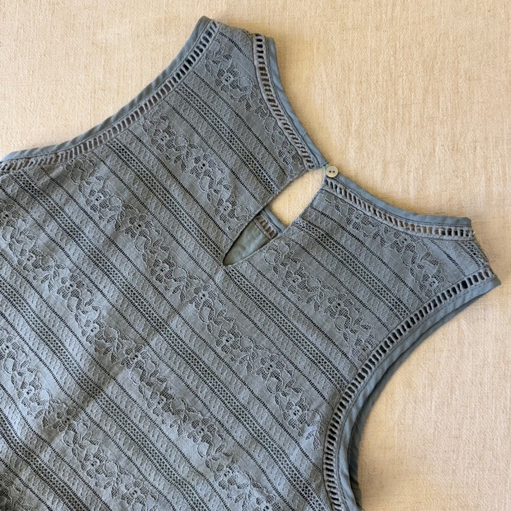 Altar'd State Womens XS Dusty Blue Lace Crochet Peplum Sleeveless Top - Picture 9 of 9